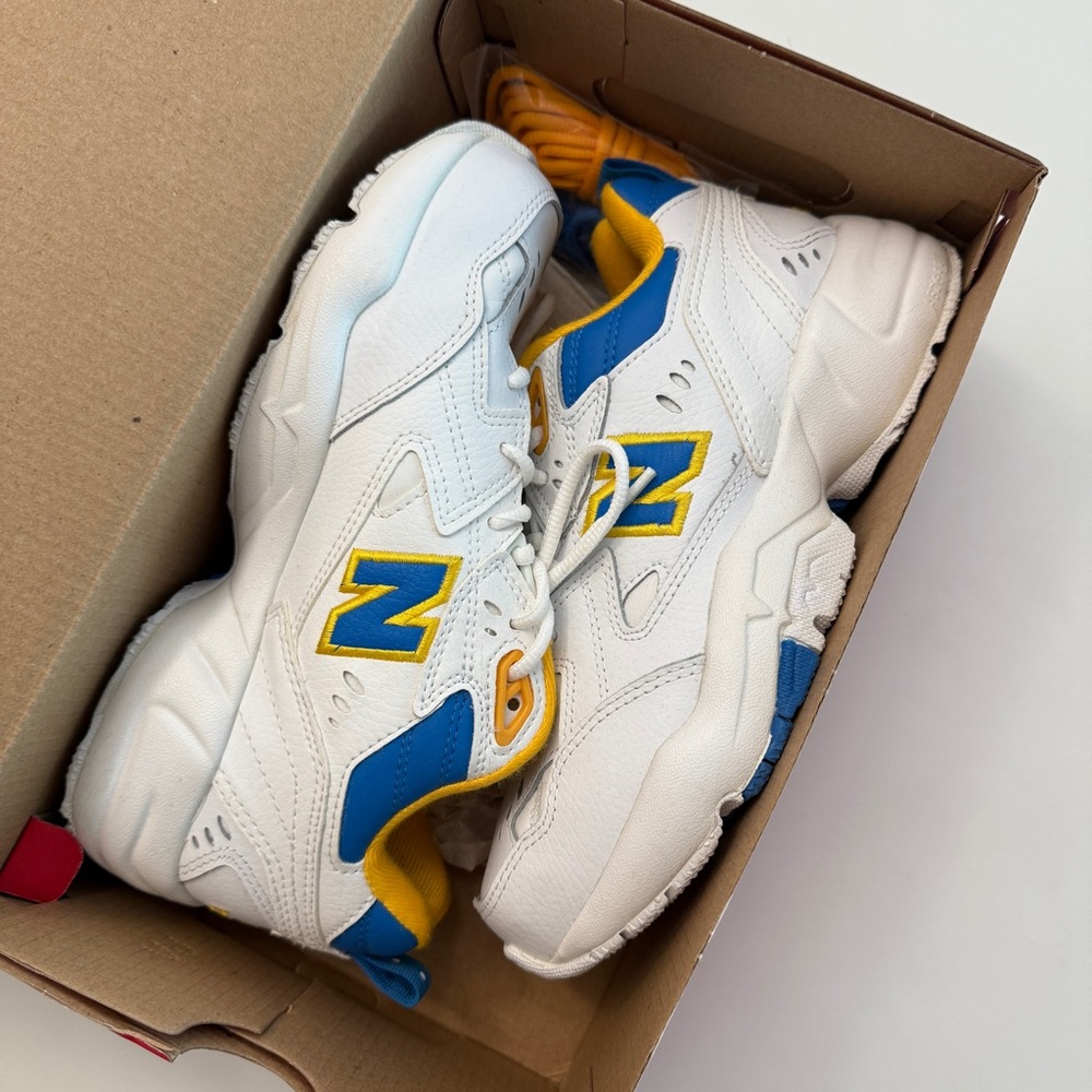 NIB New Balance 608 sneakers SZ 7 while/blue WX608WP1